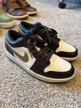 Nike Women’s Low-Top Sneakers - Black, White & Gold